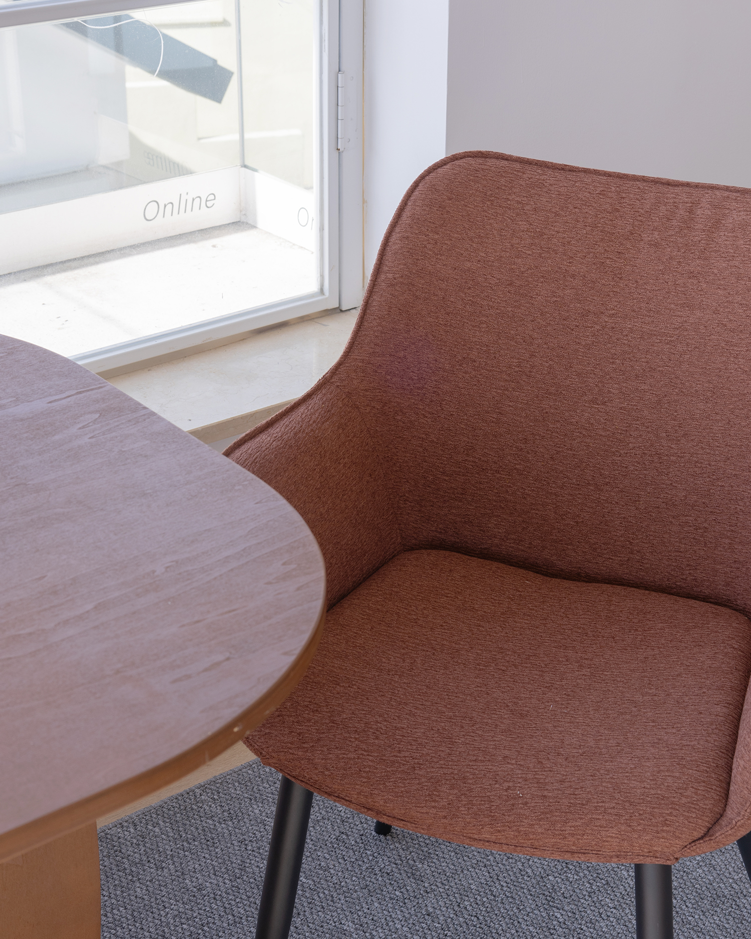 Modern curvam tergum densam chairs Modern curvam tergum densam chairs