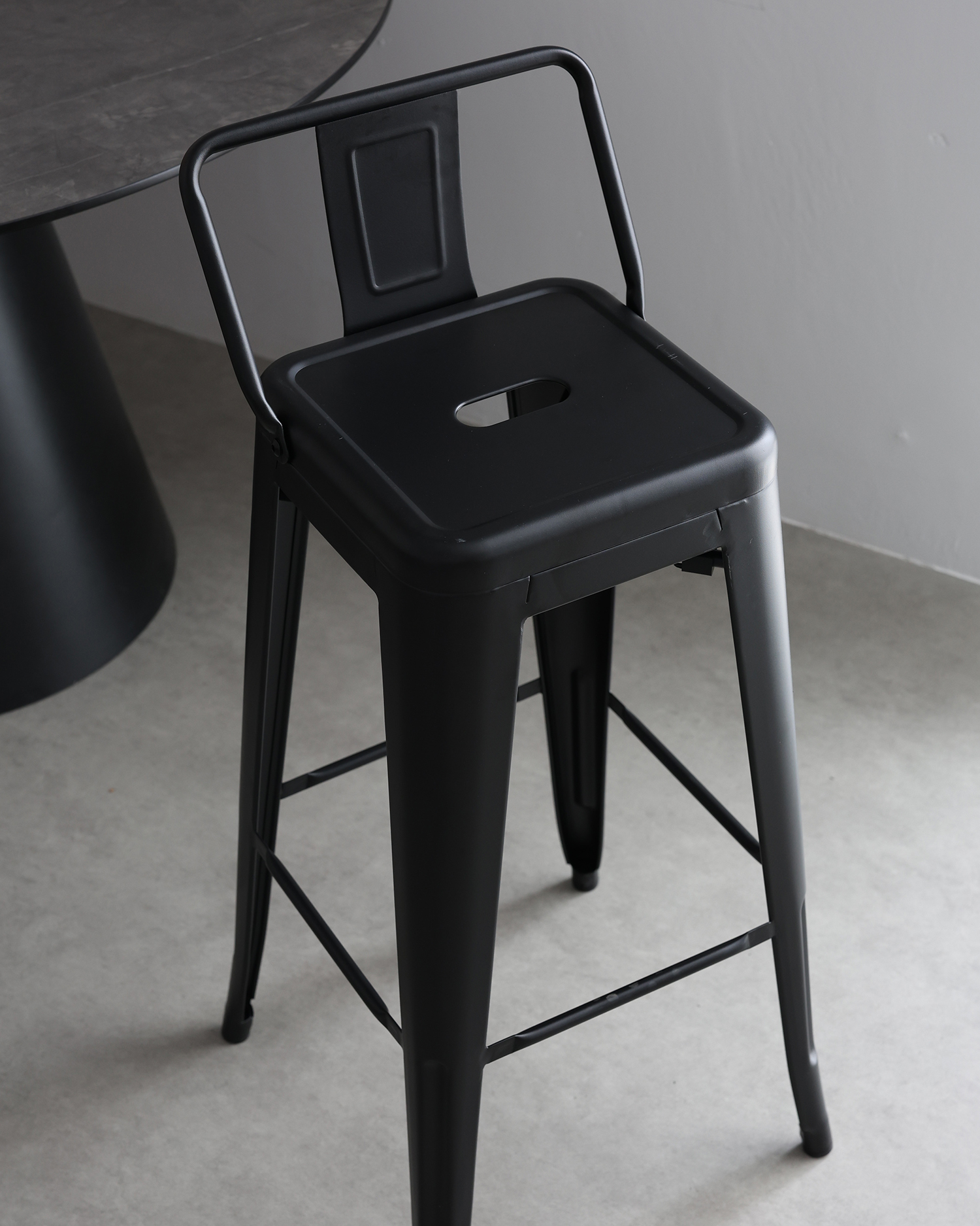 Vintage ferrum consilium chairs Vintage ferrum consilium chairs